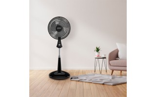 Ventilador de Pie Arno Tropical VPTPL 70W 3Vel. 3 Aspas Ventilador de Pie Arno Tropical VPTPL 70W 3Vel. 3 Aspas