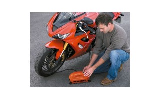 Inflador Black+Decker ASI200 120psi 12V Inflador Black+Decker ASI200 120psi 12V