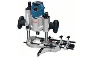 Fresadora Bosch GOF1600CE 12,7mm 1600W Fresadora Bosch GOF1600CE 12,7mm 1600W