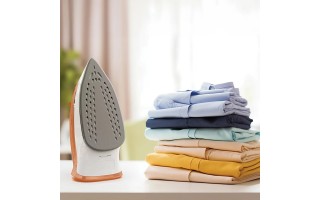 Plancha Seca y a Vapor Cadence IRO210 1200W Naranja