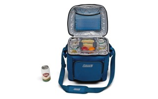 Conservadora Bolsón Coleman Chiller 30 Latas Celeste Conservadora Bolsón Coleman Chiller 30 Latas Celeste
