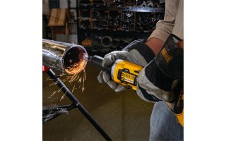 Rectificadora a Batería Dewalt DCG426M2 6mm 20V Rectificadora a Batería Dewalt DCG426M2 6mm 20V