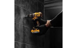 Taladro Percutor a Batería Dewalt DCD796E1 13mm 20V Taladro Percutor a Batería Dewalt DCD796E1 13mm 20V