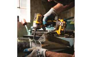 Atornillador Impacto a Batería Dewalt DCF887M2 1/4" 20V Atornillador Impacto a Batería Dewalt DCF887M2 1/4" 20V