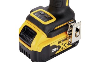 Llave de Impacto a Batería Dewalt DCF922B enc.1/2'' 20V Llave de Impacto a Batería Dewalt DCF922B enc.1/2'' 20V
