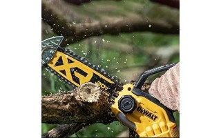 Motosierra a Batería Dewalt DCCS623B 8'' 20V (SIN BAT) Motosierra a Batería Dewalt DCCS623B 8'' 20V (SIN BAT)