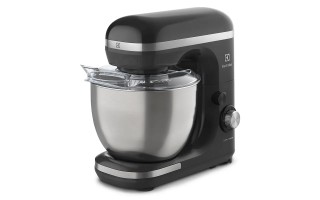 Batidora Planetaria Electrolux EKM40 5L 750W Negro Batidora Planetaria Electrolux EKM40 5L 750W Negro