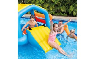 Casa Flotable Intex 58294 c/ Tobogán Casa Flotable Intex 58294 c/ Tobogán