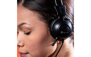 Auriculares con Micrófono Klip Xtreme KSH Jack 3,5mm Negro Auriculares con Micrófono Klip Xtreme KSH Jack 3,5mm Negro