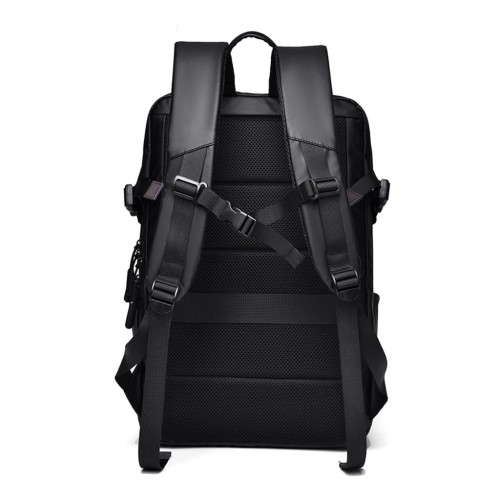 Mochila porta Laptop Kolke Trekking KVM 17'' Negro Mochila porta Laptop Kolke Trekking KVM 17'' Negro