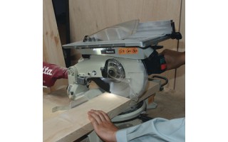 Sierra Ingletadora Makita LH1040 260mm 1650W Sierra Ingletadora Makita LH1040 260mm 1650W