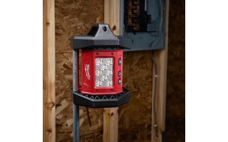 Reflector a Batería Milwaukee Rover LED 1500lm 18V SIN BAT Reflector a Batería Milwaukee Rover LED 1500lm 18V SIN BAT