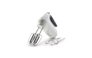 Batidora de Mano Oster 2532 250W 6vel. Batidora de Mano Oster 2532 250W 6vel.