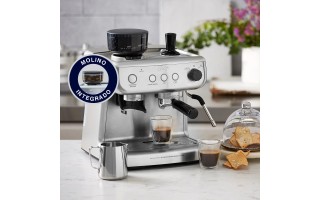 Cafetera Eléctrica Oster Xpert Perfect Brew BVST 1380W Cafetera Eléctrica Oster Xpert Perfect Brew BVST 1380W