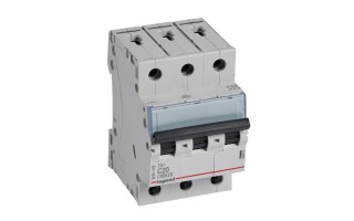 Llave Termomagnetica Legrand TM 6KA 3x20A Llave Termomagnetica Legrand TM 6KA 3x20A