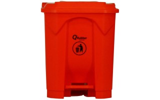 Basurero Qrubber CB30 Plástico Pedal 30L Rojo Basurero Qrubber CB30 Plástico Pedal 30L Rojo
