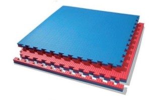Goma Eva Tatami Qrubber 20mm 100x100cm Encastrable Rojo y Azul Goma Eva Tatami Qrubber 20mm 100x100cm Encastrable Rojo y Azul
