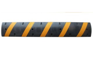 Lomo de Burro Qrubber 20Tn 180cm Negro Amarillo Lomo de Burro Qrubber 20Tn 180cm Negro Amarillo
