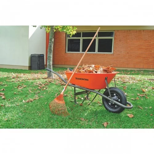 Carretilla de Mano Tramontina con Caja Honda Plástica Naranja 55 L, Brazo  Metálico e Llanta Maciza