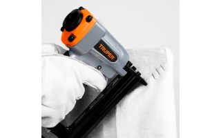 Grapadora Neumática Truper 13177 Calibre 2 1/4 - 5/8" Grapadora Neumática Truper 13177 Calibre 2 1/4 - 5/8"