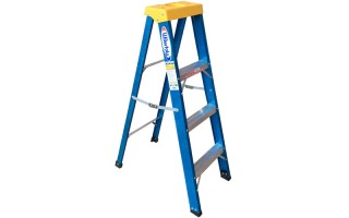 Escalera Tijera W Bertolo Fibra de Vidrio 8pel. 2,4m Escalera Tijera W Bertolo Fibra de Vidrio 8pel. 2,4m
